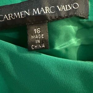 Carmen Marc Valvo Vibrant Green Attire